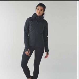 Lululemon Wind Runner Softshell Size 8